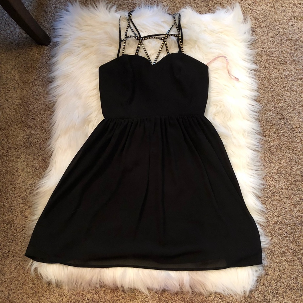 Black and gold beaded dress size XS forever 21 - Picture 4 of 8